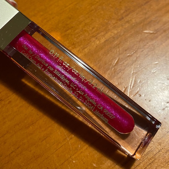 Stila Beauty Boss Lip Gloss Payday - Picture 9 of 15